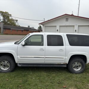 Drivers side view of Yukon